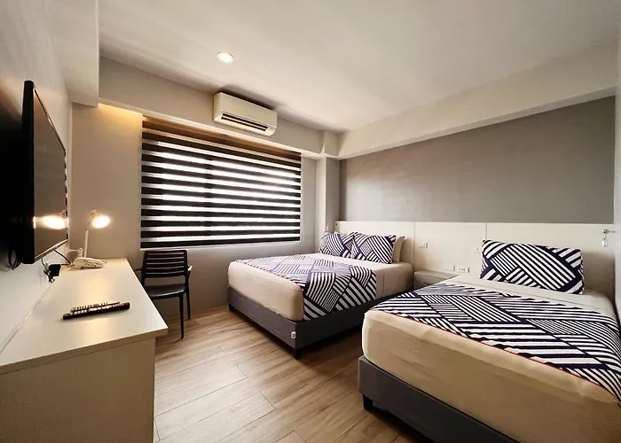 Cebu Hotel Plus 3*