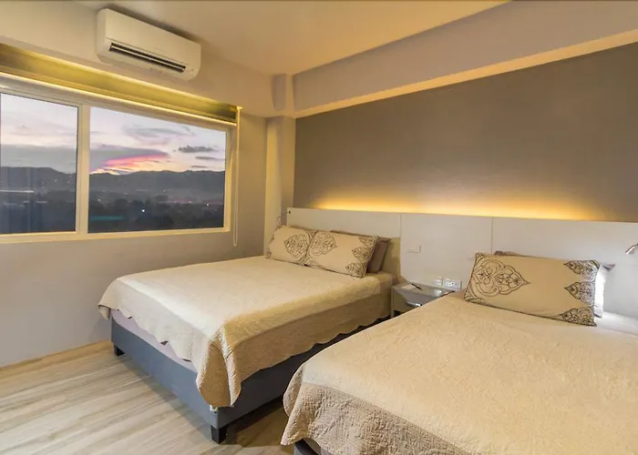 Cebu Hotel Plus 3*