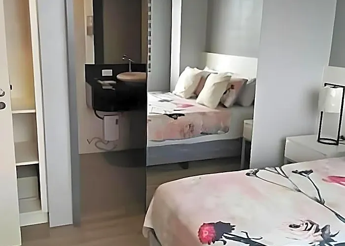 Cebu Hotel Plus Hotel 3*